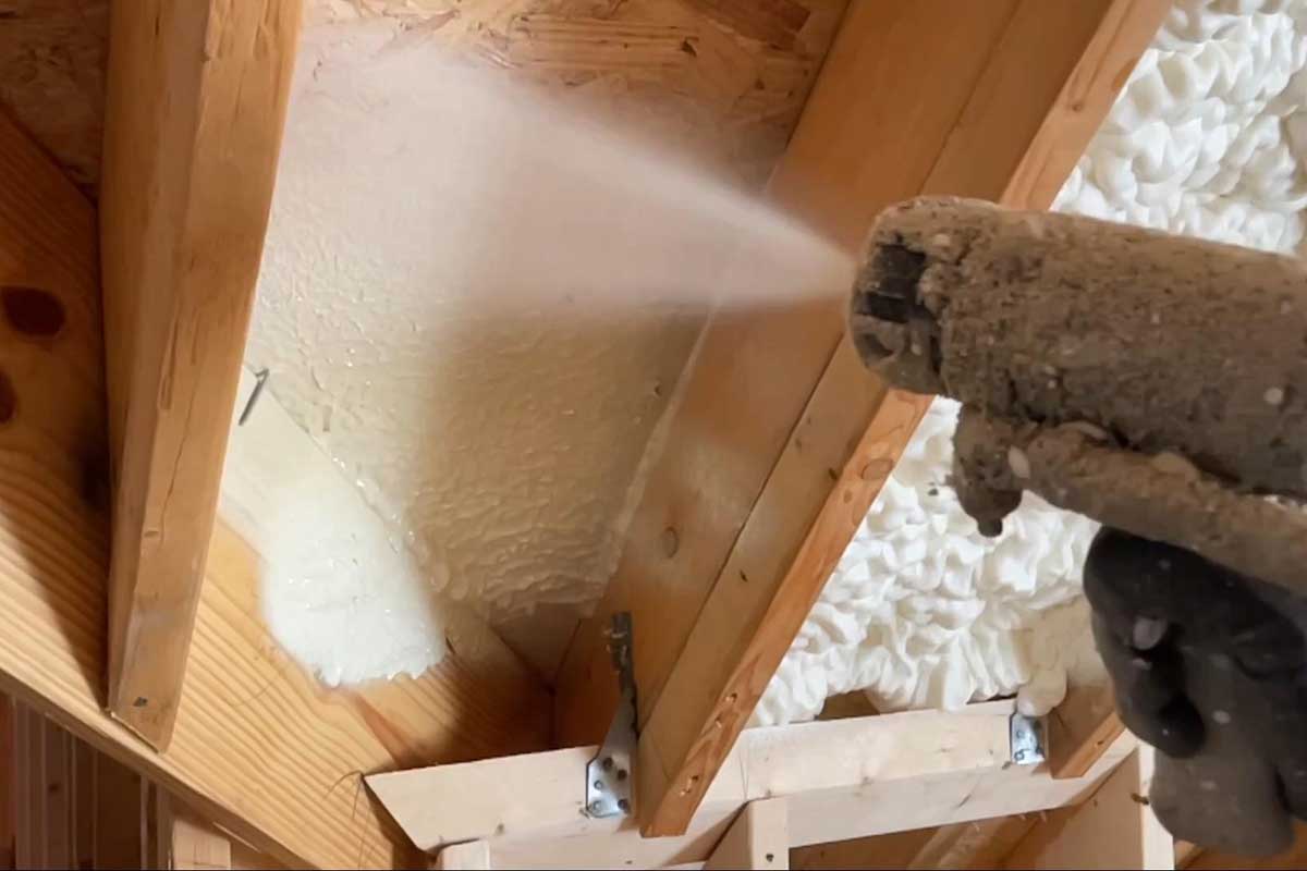 Things to Look for When Hiring a Spray Foam Insulation Company