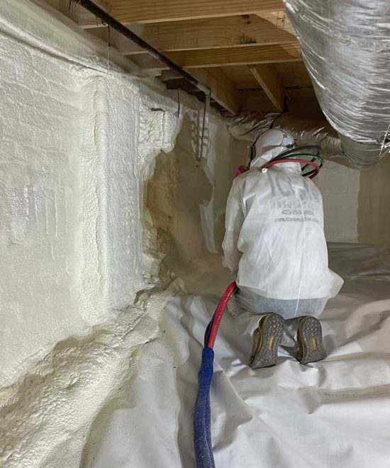 How to Hire the Right Spray Foam Insulation Contractor